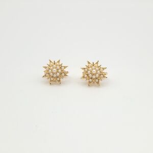 Gold Starburst Vintage Pearl Clip-on Earrings